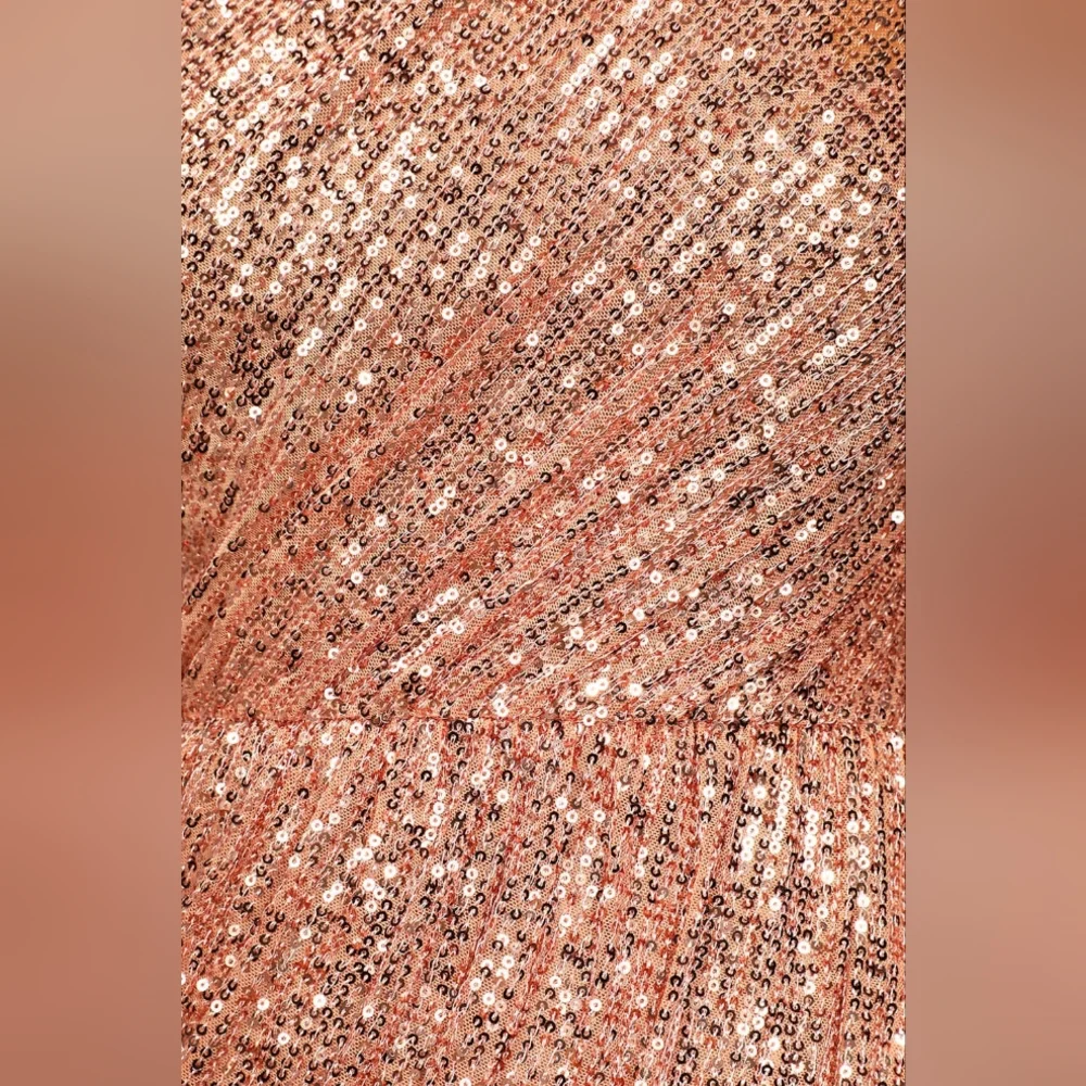 💘 Lulus Side of Glam Rose Gold Sequin One-Shoulder Tulip Mini Dress - Picture 5 of 9
